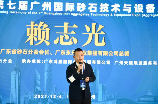 ���u���������L������(y��ng)����ϯ�F(xi��n)��