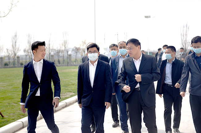 衛(wèi)輝市委書記聶長明蒞臨遠大新材項目視察指導(dǎo)