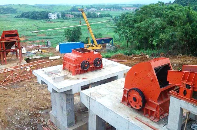 四川客戶的日產(chǎn)1000方砂石生產(chǎn)線 四川客戶的日產(chǎn)1000方砂石生產(chǎn)線