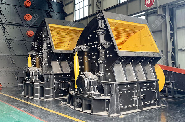 錘式破碎機(jī) 錘式破碎機(jī)