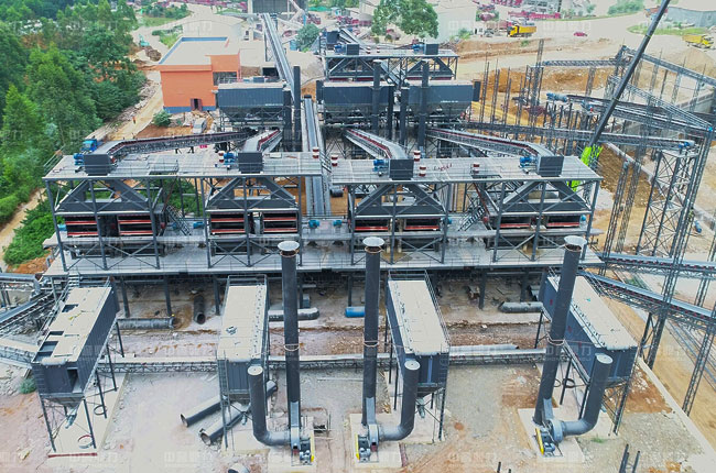 南寧市福松建材通潤(rùn)采石場(chǎng)時(shí)產(chǎn)1500-2000噸生產(chǎn)線(xiàn)