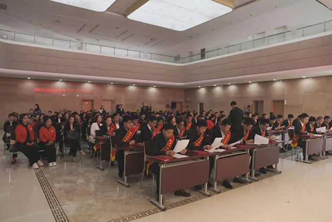 新鄉(xiāng)中譽(yù)鼎力董事長(zhǎng)張治民獲評(píng)“新鄉(xiāng)市青年經(jīng)營(yíng)管理人才”等榮譽(yù)稱號(hào)