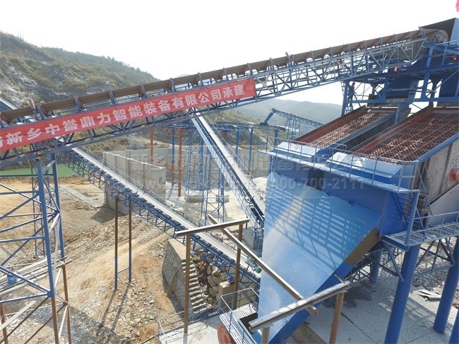 鼎力生產(chǎn)線現(xiàn)場(chǎng)