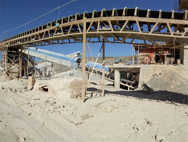 石料生產(chǎn)線中的振動(dòng)篩