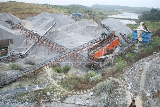 振動(dòng)篩在生產(chǎn)線中的應(yīng)用