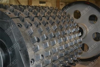 對(duì)輥破輥?zhàn)? style=