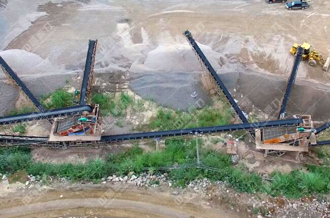 湖南張家界桑植縣何家坪采石場(chǎng)石料生產(chǎn)線篩分