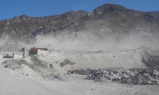 落后污染嚴(yán)重的砂石廠