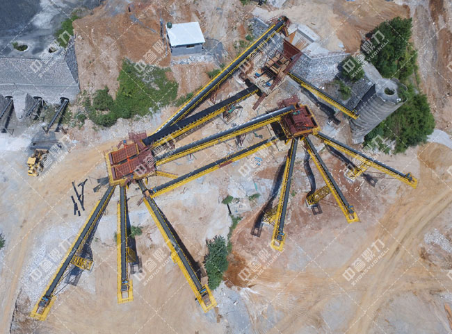 礦石破碎生產(chǎn)線(xiàn)