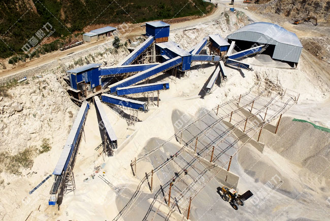 石灰石破碎生產(chǎn)線(xiàn)