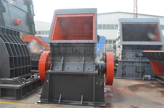 1012錘式破碎機外觀