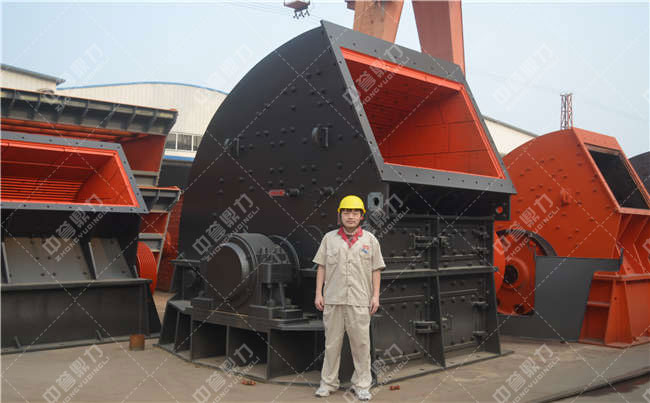 打米石什么破碎機好