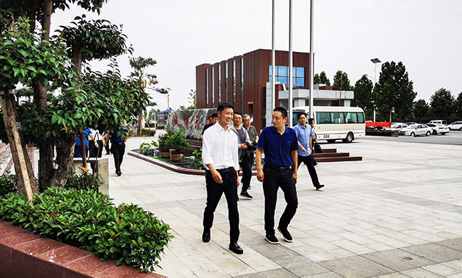 焦作市副秘書長侯志強(qiáng)一行蒞臨中譽(yù)鼎力考察調(diào)研