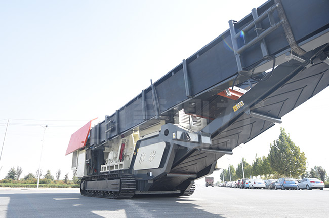 對(duì)于節(jié)能環(huán)保型移動(dòng)破碎機(jī)的價(jià)格分析 對(duì)于節(jié)能環(huán)保型移動(dòng)破碎機(jī)的價(jià)格分析